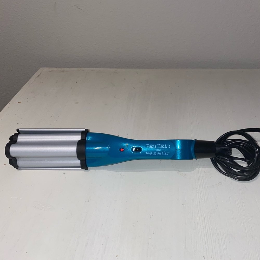 Bed head crimper
